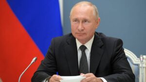 Covid19, Russia registra il primo vaccino: prima dose alla figlia di Putin